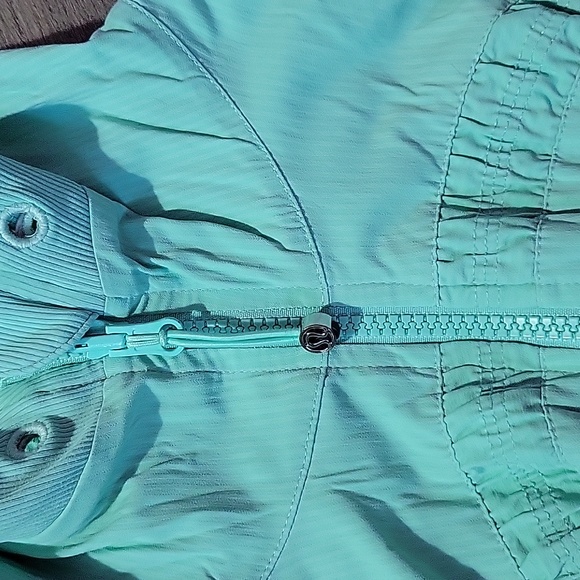 Coat - Picture 3 of 6